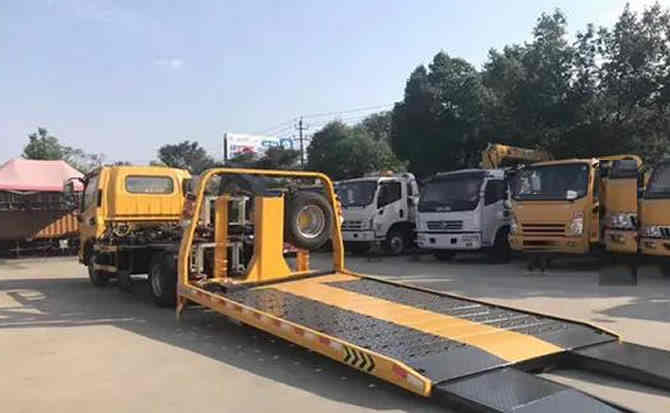 伊吾汽车中途维修案例